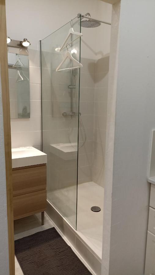 Studio Neuf Climatise Avec Terrasse #4 Тулон Екстериор снимка